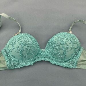 Beautiful blue bra- 34B